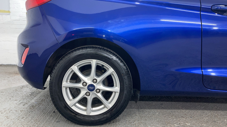 Ford Fiesta 1.1 Zetec 3dr Petrol Hatchback